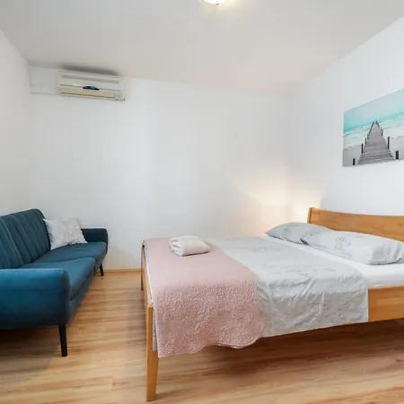 Apartmani Stanka Podstrana Exterior photo